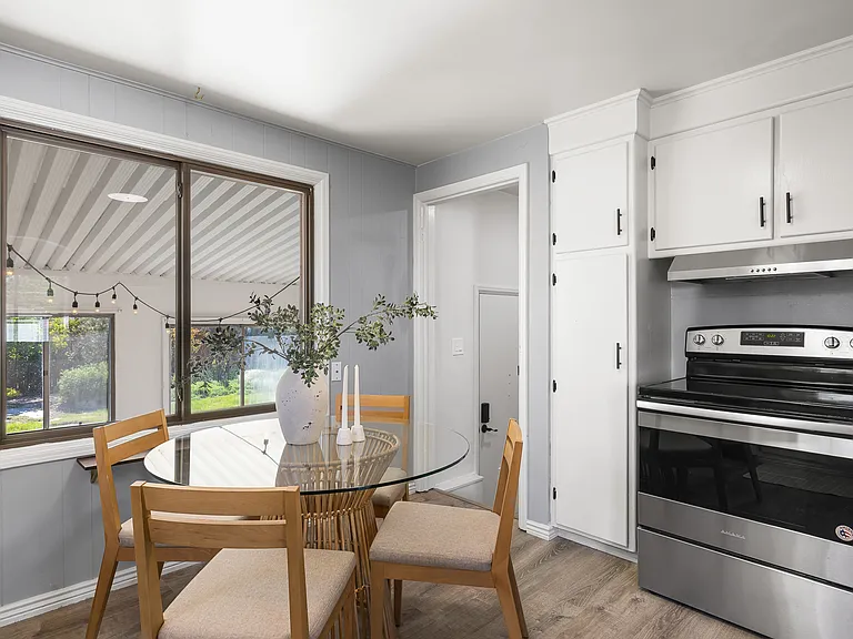 20 N Vinson St — Photo 11