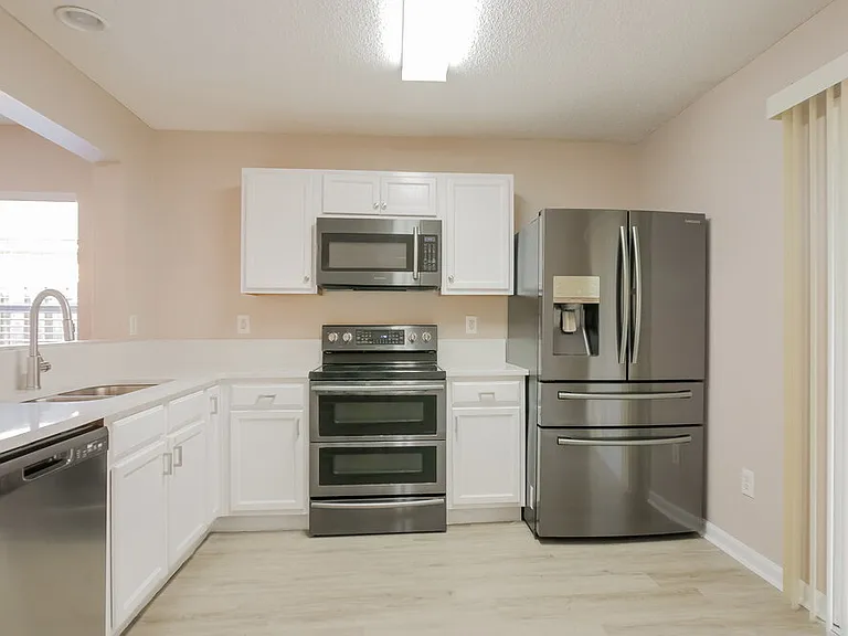 708 Wynfield Cir — Photo 7
