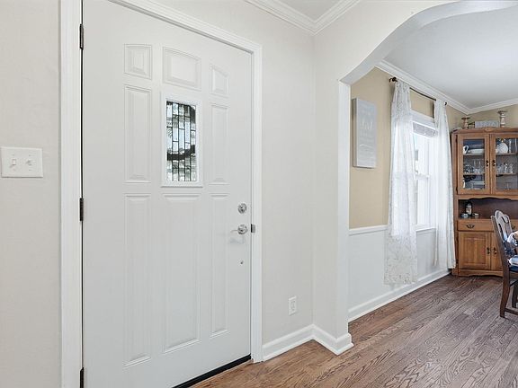 4th image of 4707 S Calhoun St