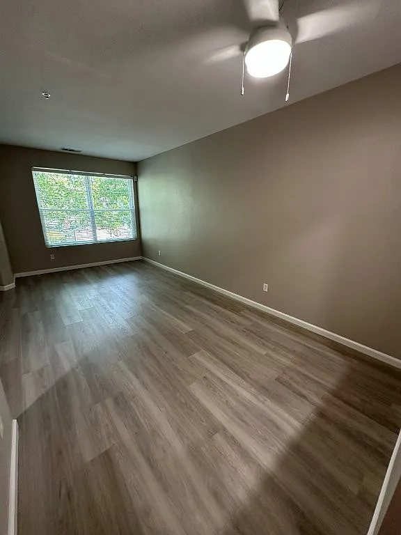 637 Atherton Pl — Photo 3