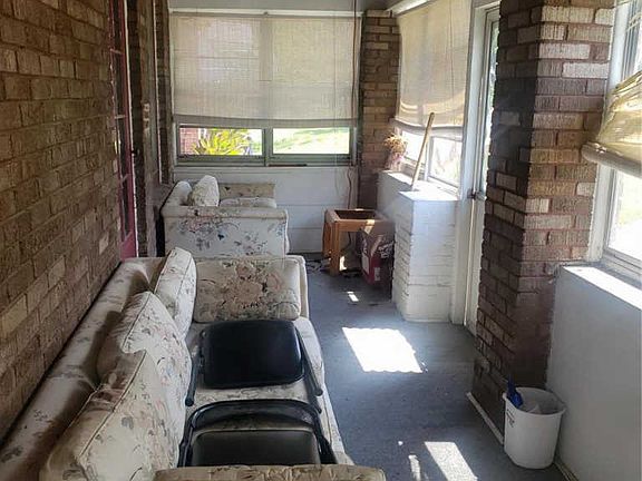 2nd image of 3327 Werder Dr