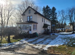 2747 Price St, Scranton, PA 18504