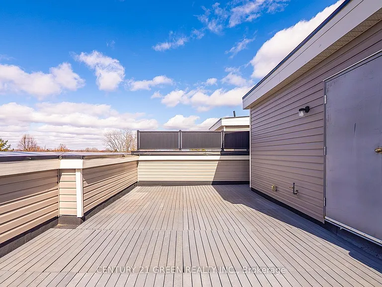 383 Dundas St E #76 — Photo 44
