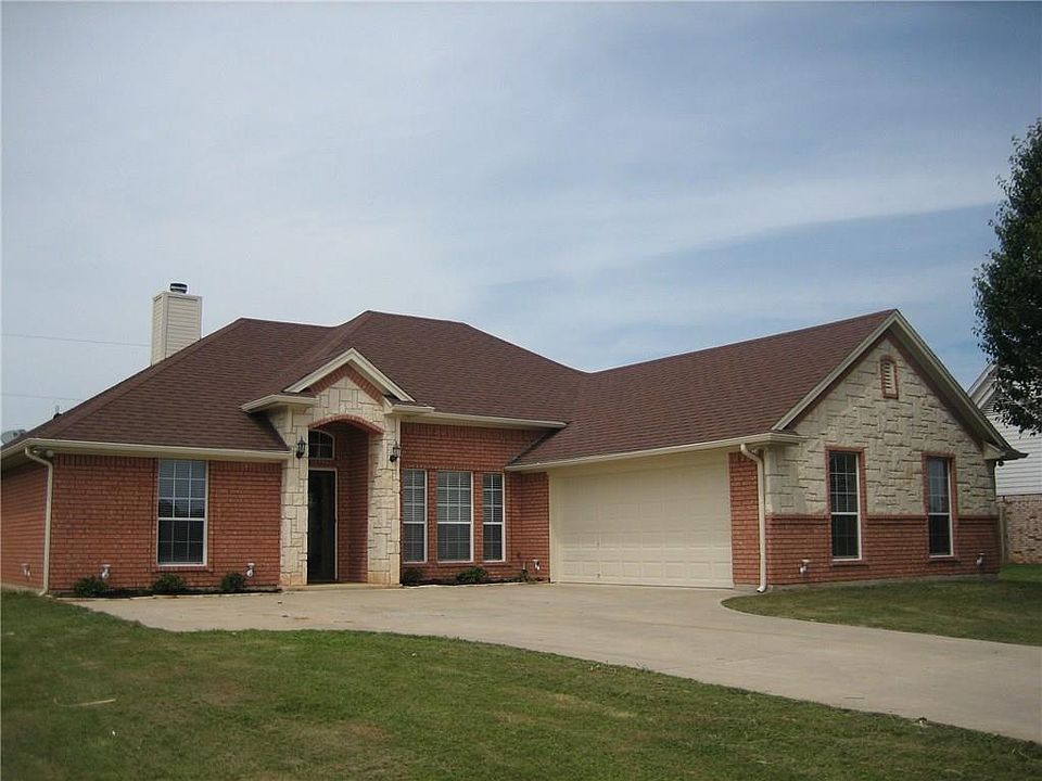 1st image of 513 Green Meadow Dr