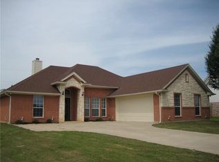513 Green Meadow Dr, Boyd, TX 76023
