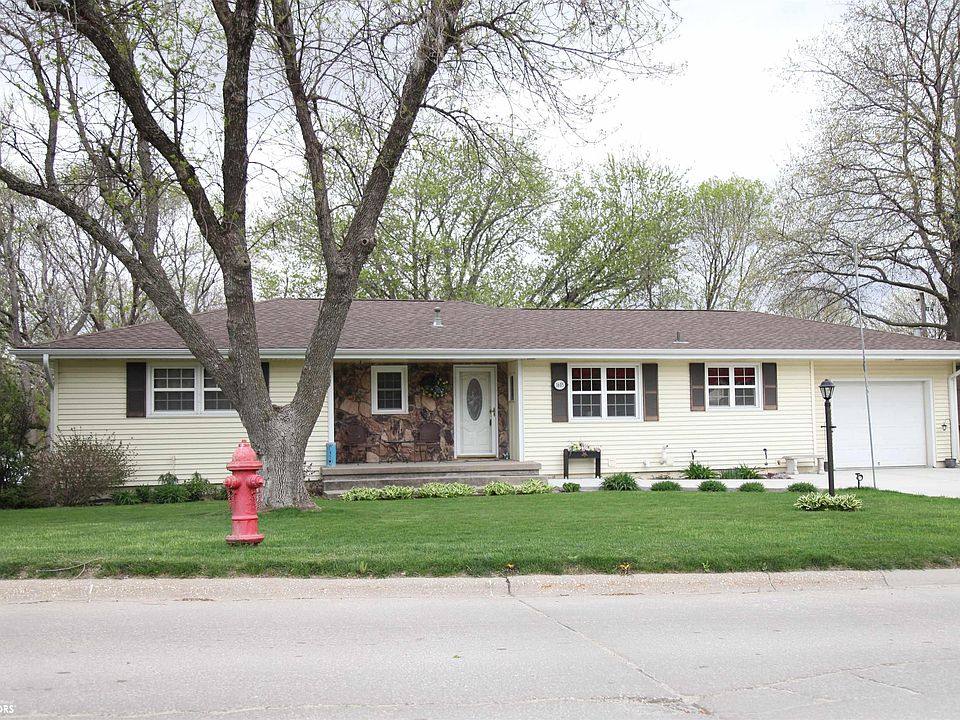 1st image of 1605 N 8th St