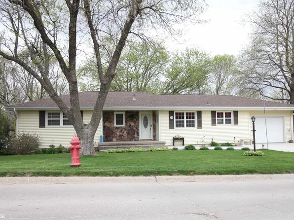 1605 N 8th St, Red Oak, IA 51566