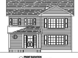 4 Chelsea Way E, Kennebunk, ME 04043