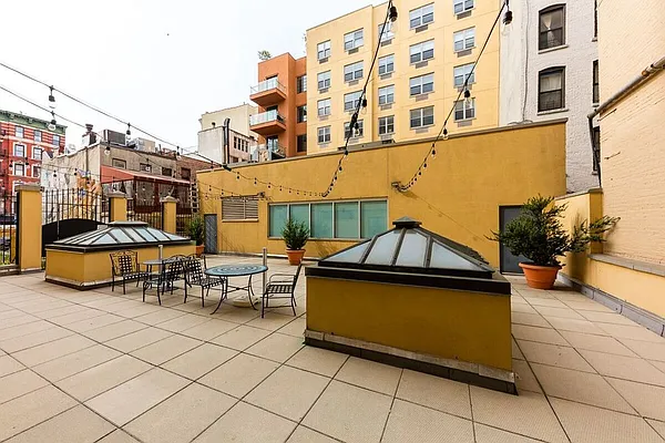 Rented by Bold Marketing | media 18