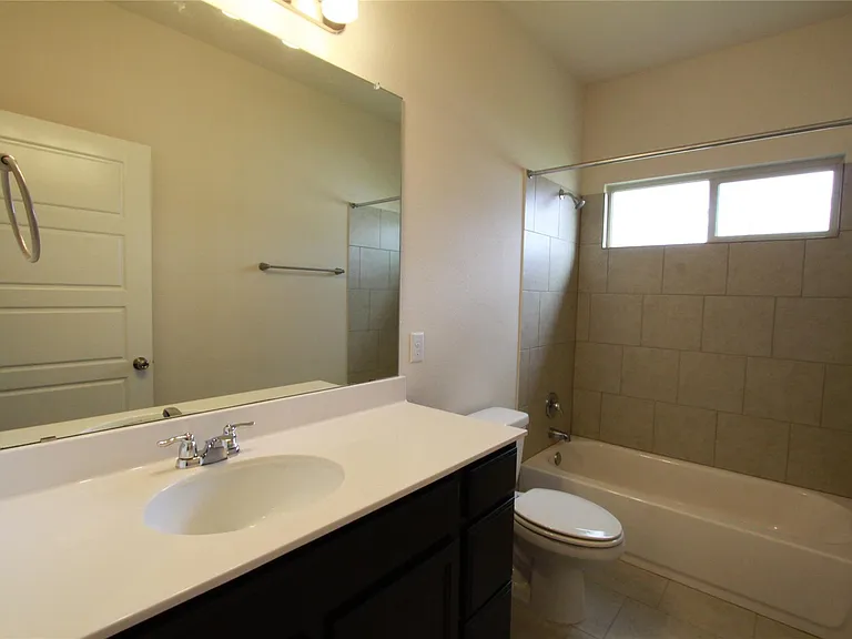 9304 Lost Bridge Ln — Photo 28