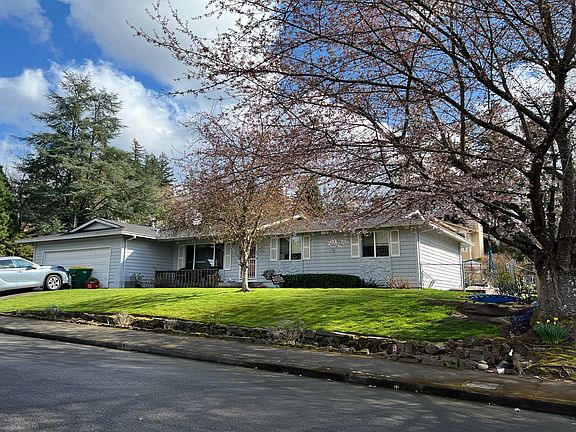 2nd image of 7040 SW Ashdale Dr