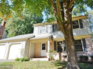 7590 Woodstown Dr, Springfield, VA 22153