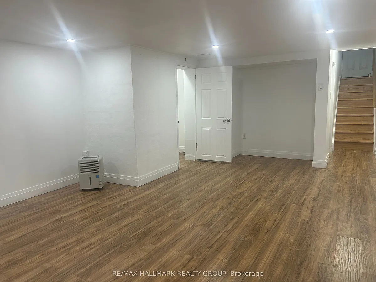 Building Photo - 1540 Maxime St #B