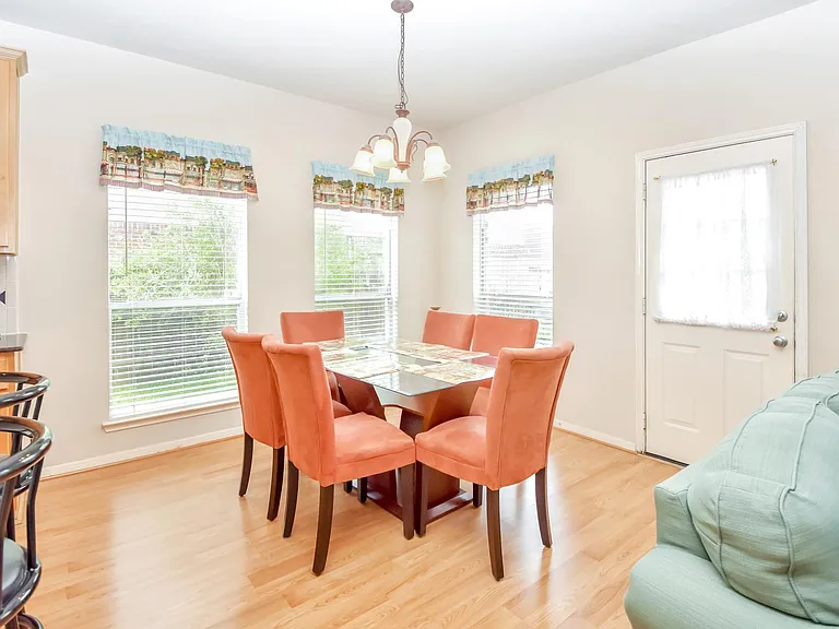 1815 Granite Field Ln — Photo 12