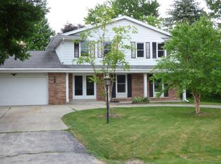 9448 N 45th St, Milwaukee, WI 53223