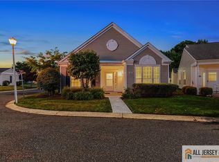 527 Harrier Dr, Monroe Township, NJ 08831