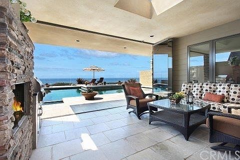 Indoor/Outdoor Room with Fireplace