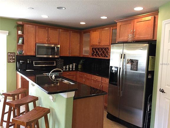 3rd image of 4504 Limerick Dr