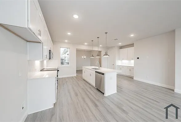 9609 Thorncrown Ln — Photo 25