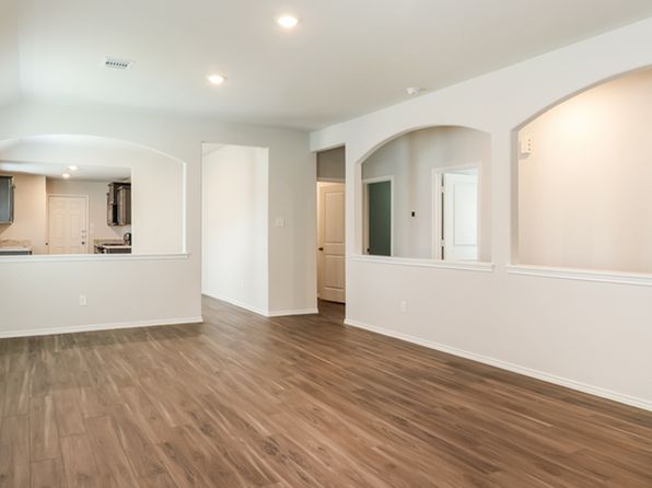 121 Arango Way