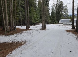 10401 Leclerc Rd N, Cusick, WA 99119