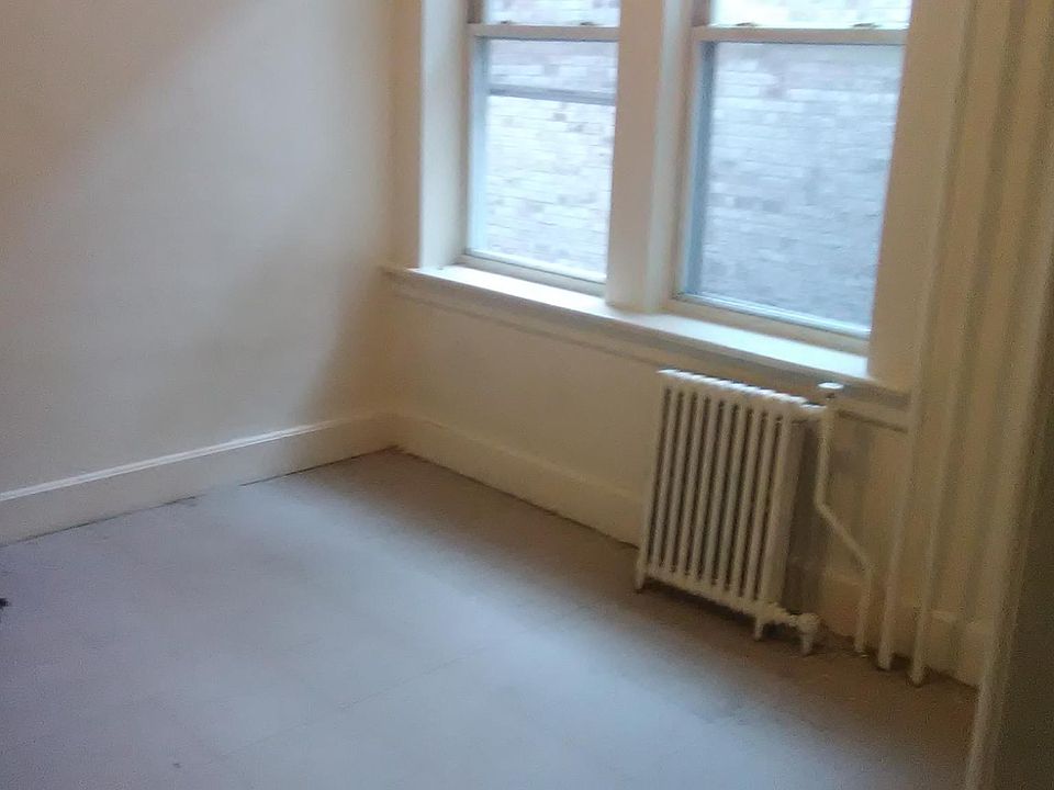 2nd image of 80 Martin Luther King Jr Dr APT 5