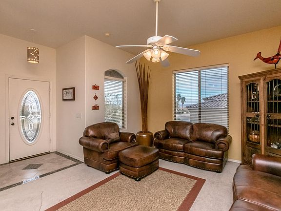5th image of 3841 Yucca Dr