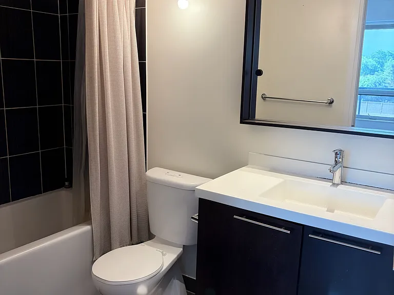100 Harrison Garden Blvd #423 — Photo 17