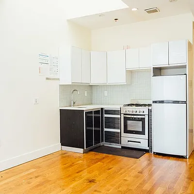 Rented by Nooklyn NYC LLC | media 55