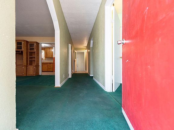 5th image of 1126 W Prospect Ave