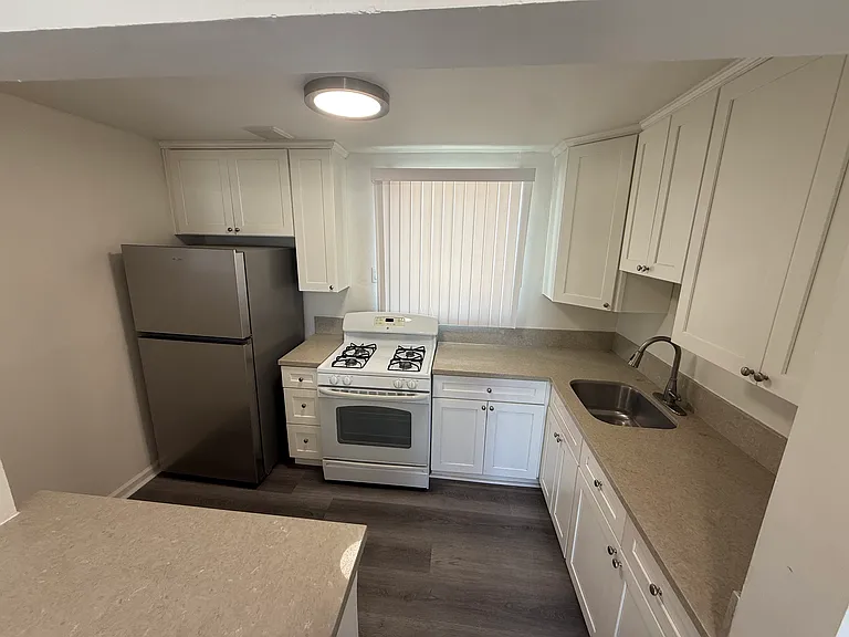 242 E Del Amo Blvd #A — Photo 5