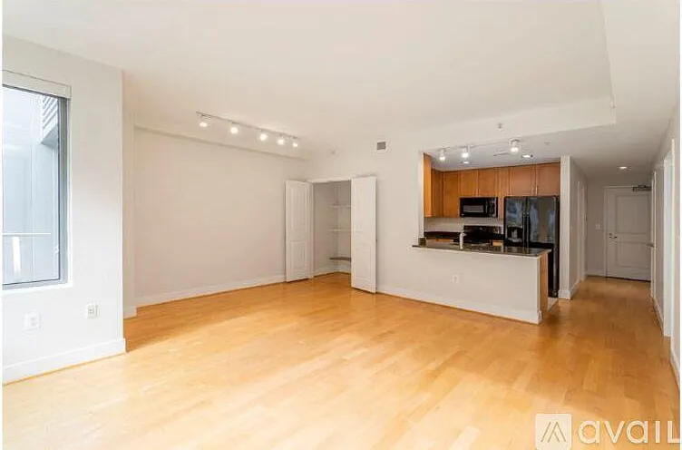 4101 Albemarle St NW #450 — Photo 12