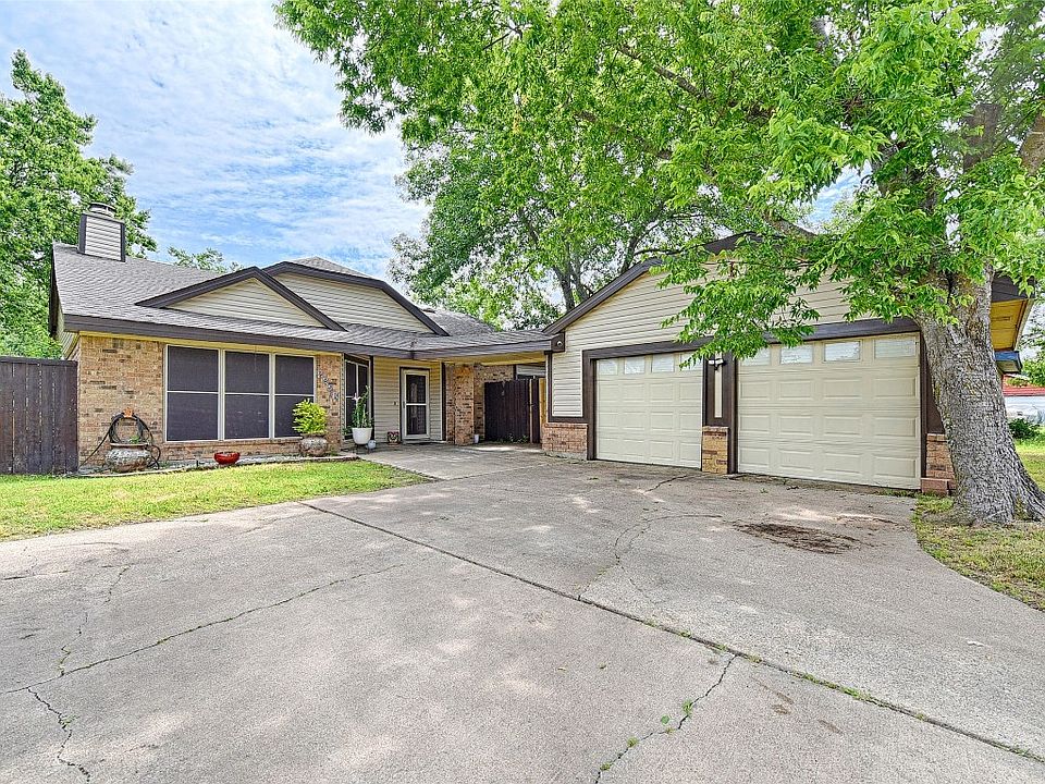 1st image of 2800 Branch Hollow Dr