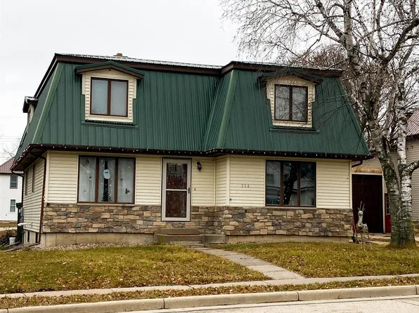 314 Spring St, Highland, WI 53543