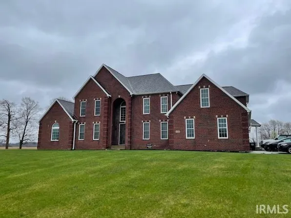 4455 E 50 S, Rochester, IN 46975