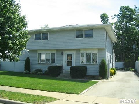 1st image of 203 Lee Ave