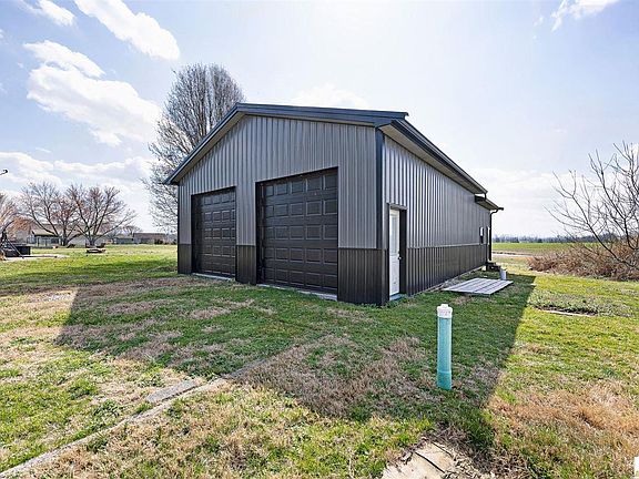 3rd image of 3525 Saint Marys Rd