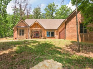 7993 Selcer Rd, Hixson, TN 37343