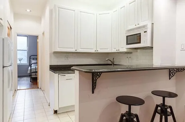 Rented by Keller Williams NYC | media 8