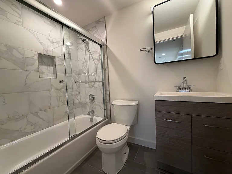 765 Tehama St #A — Photo 4