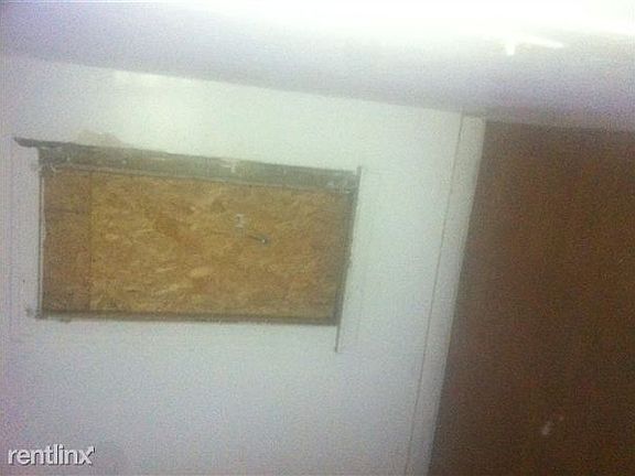 5th image of 15817 Woodingham Dr