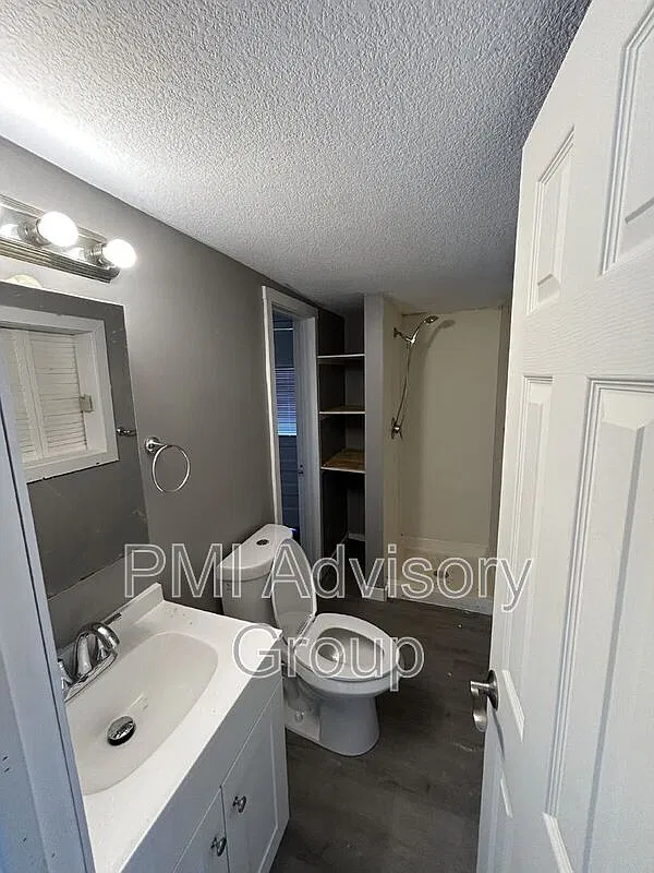 1 bed, 1.0 bath, 501 sqft, $700 — Photo 4