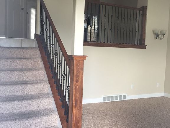 2nd image of 1057 E Garden Bend Pl