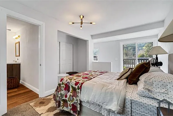 2800 Pine St — Photo 14