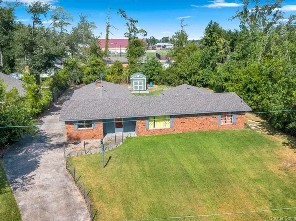 2321 Foster Ln, Westlake, LA 70669