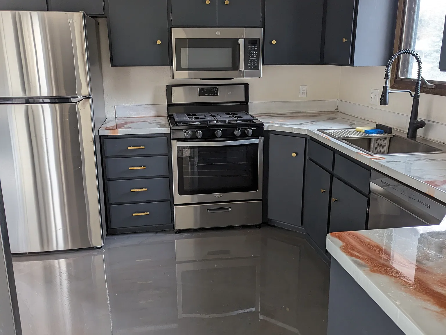 1 bed, 2600 sqft, $800 — Photo 4