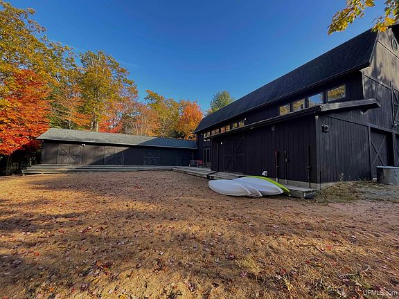 3rd image of 7660 R75 Ln