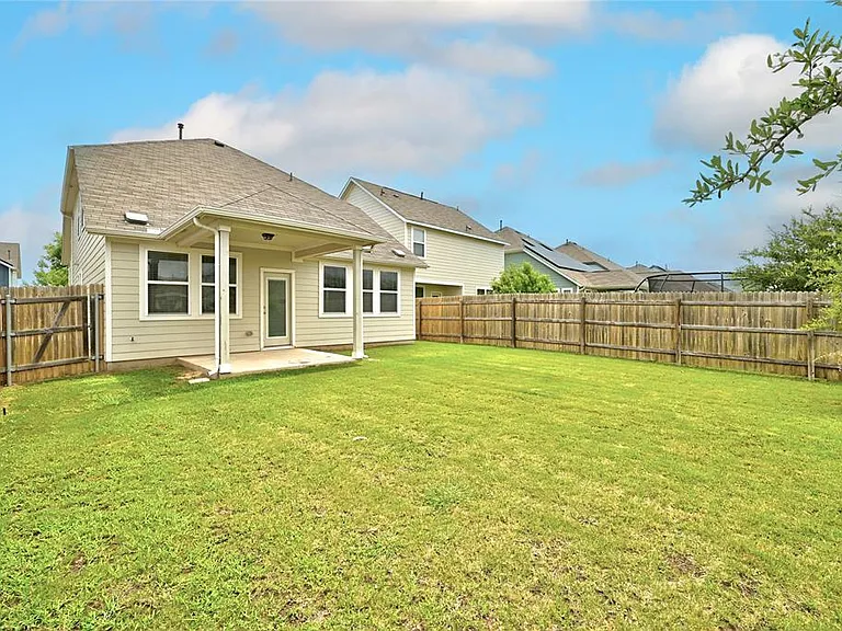 11921 Cimaizon Dr — Photo 16