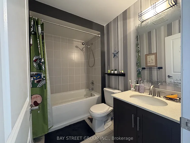 51 Dominion Cres — Photo 21