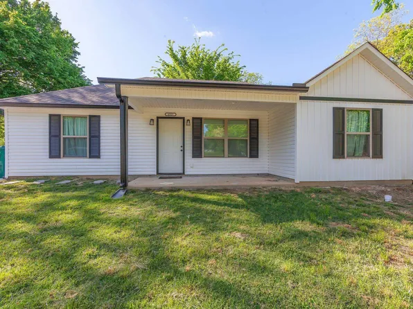 4008 Peoples St, Milan, TN 38358